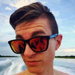 Meet your Posher, Ross